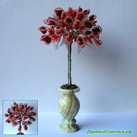 Дерево жизни из красного коралла в вазочке из оникса