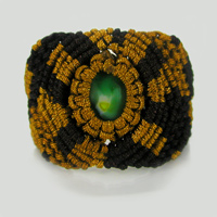 Плетеный браслет Тигрица из муранского стекла