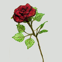 Алая роза из бисера