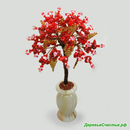 Дерево успеха из красного коралла в вазочке из оникса