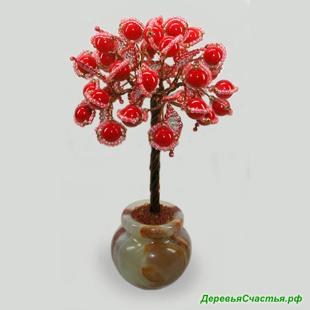 Дерево судьбы из красного коралла в вазочке из оникса