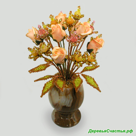 Цветы из агата и халцедона в вазочке из оникса