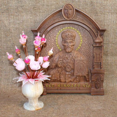 Купить композицию икону «Николая Чудотворца» и цветы из агата